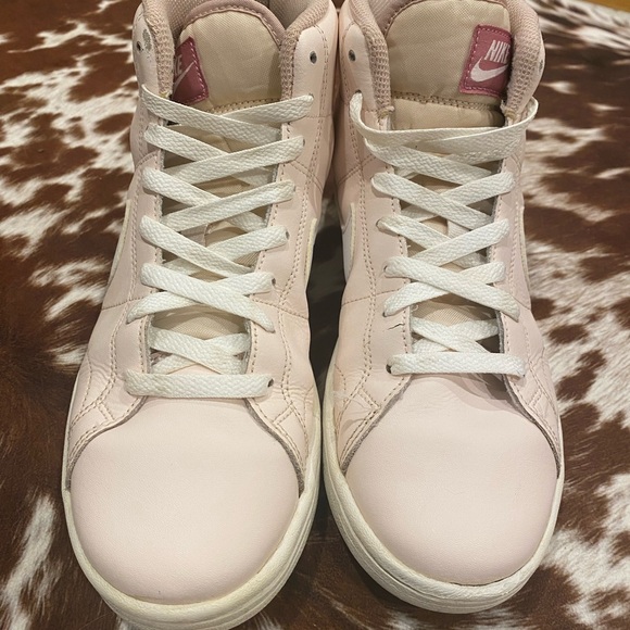 Nike Court Royale 2 Mid Blush Pink Women's High-Top Sneakers - Picture 2 of 5